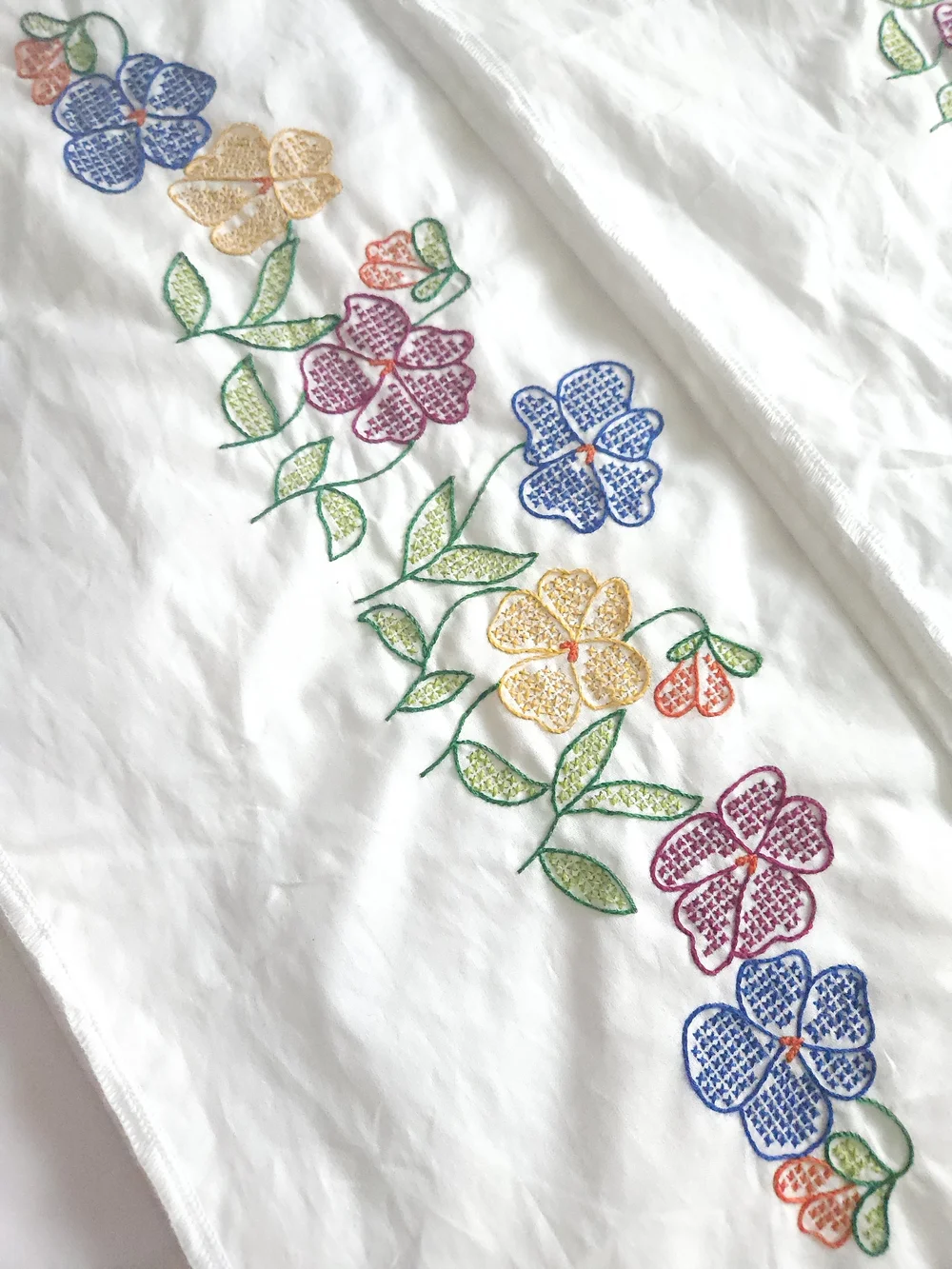 Embroidered Floral Pillowcase in White with Multicolor Flowers